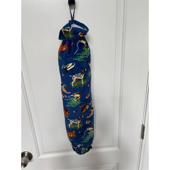 Handmade Plastic Bag Holder- Hunting (wildlife) - Picture 1 of 1